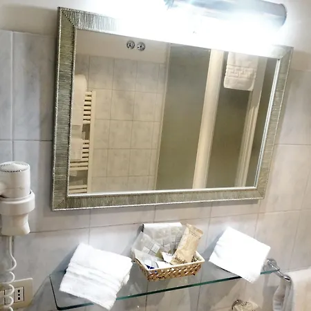 Orizzonte Hotel 4*