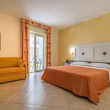 Orizzonte 4* Летоянни
